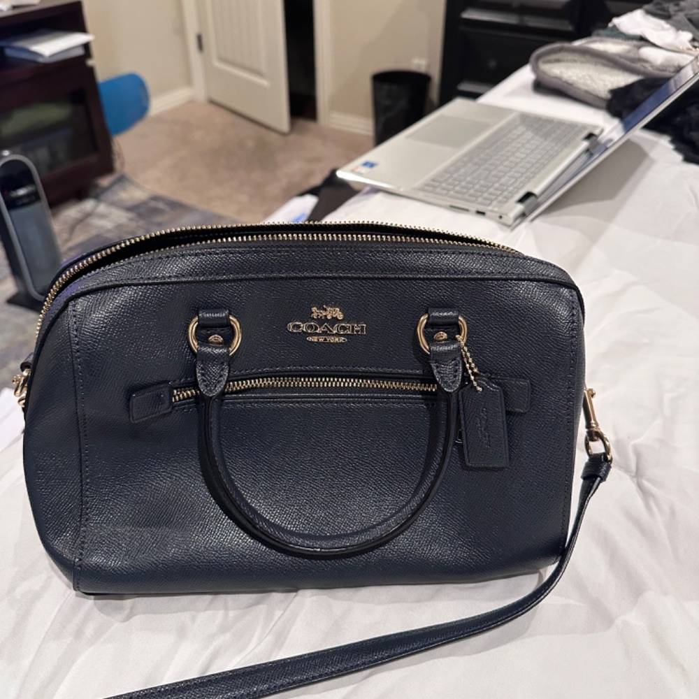Coach purse - Picture 4 of 4